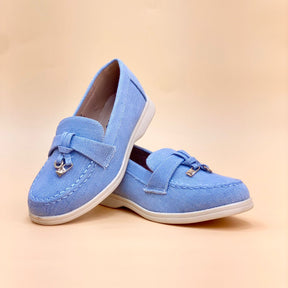 NEW ,  KIDS SHOES SIZE FROM 25 TO 36 K85