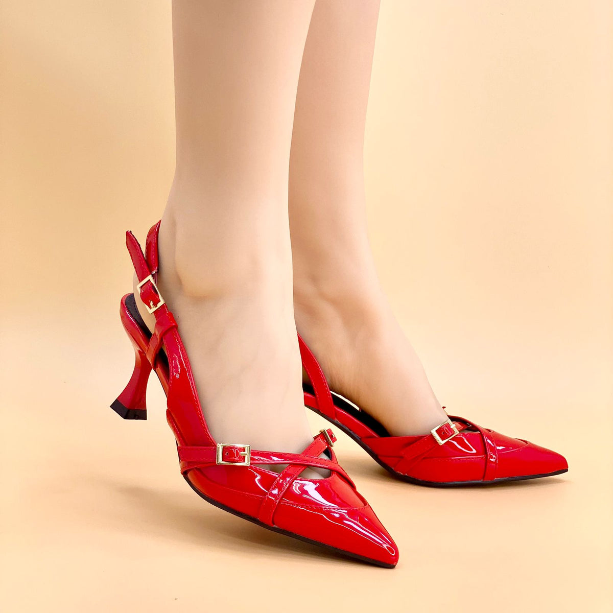 NEW ,  WOMEN SHOES HEELS W415