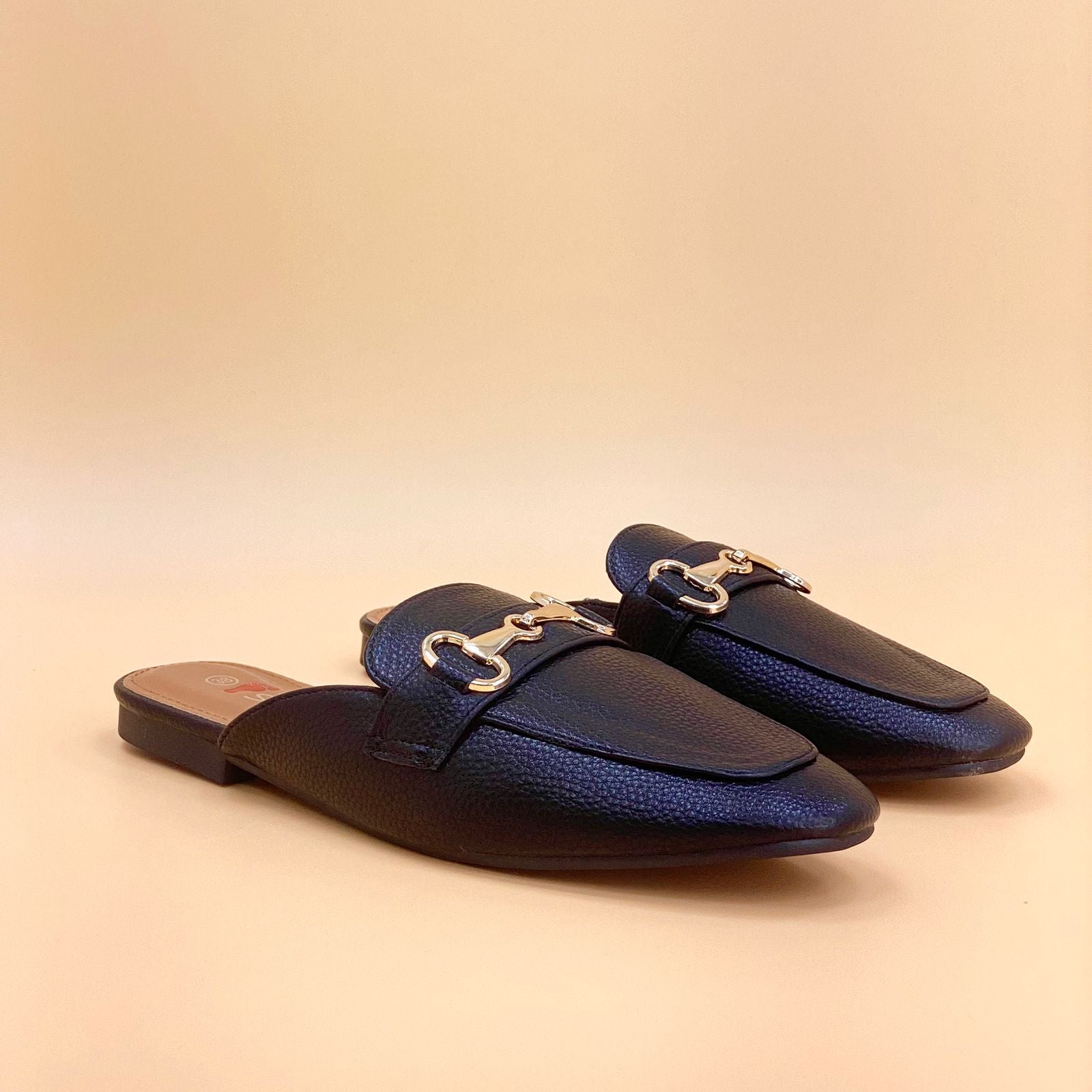 NEW , WOMEN SLIPPERS S751