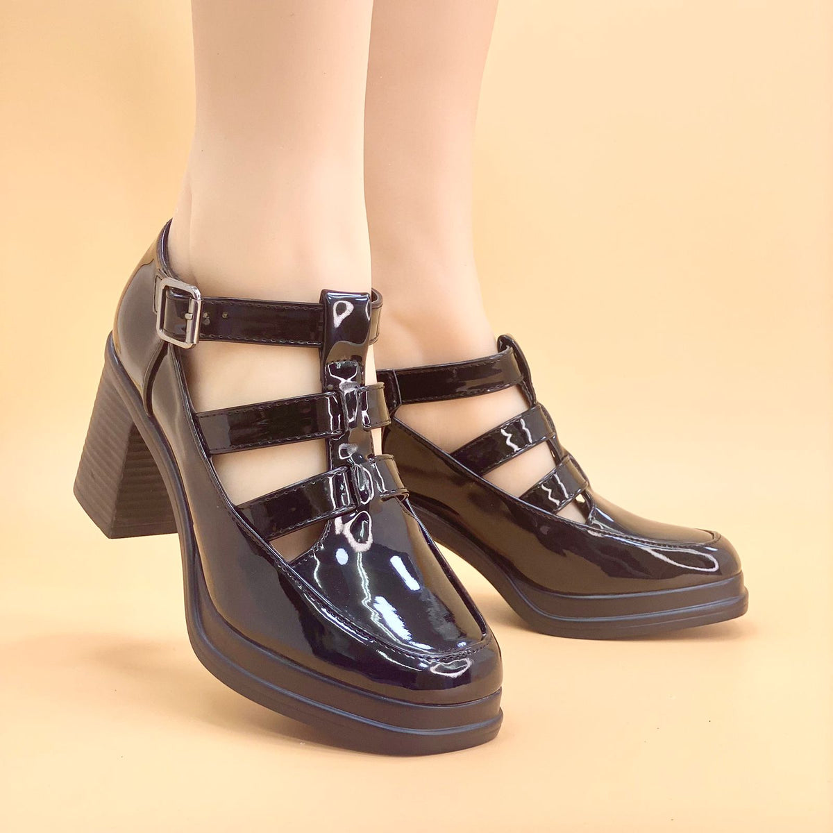 NEW ,  WOMEN SHOES HEELS W649