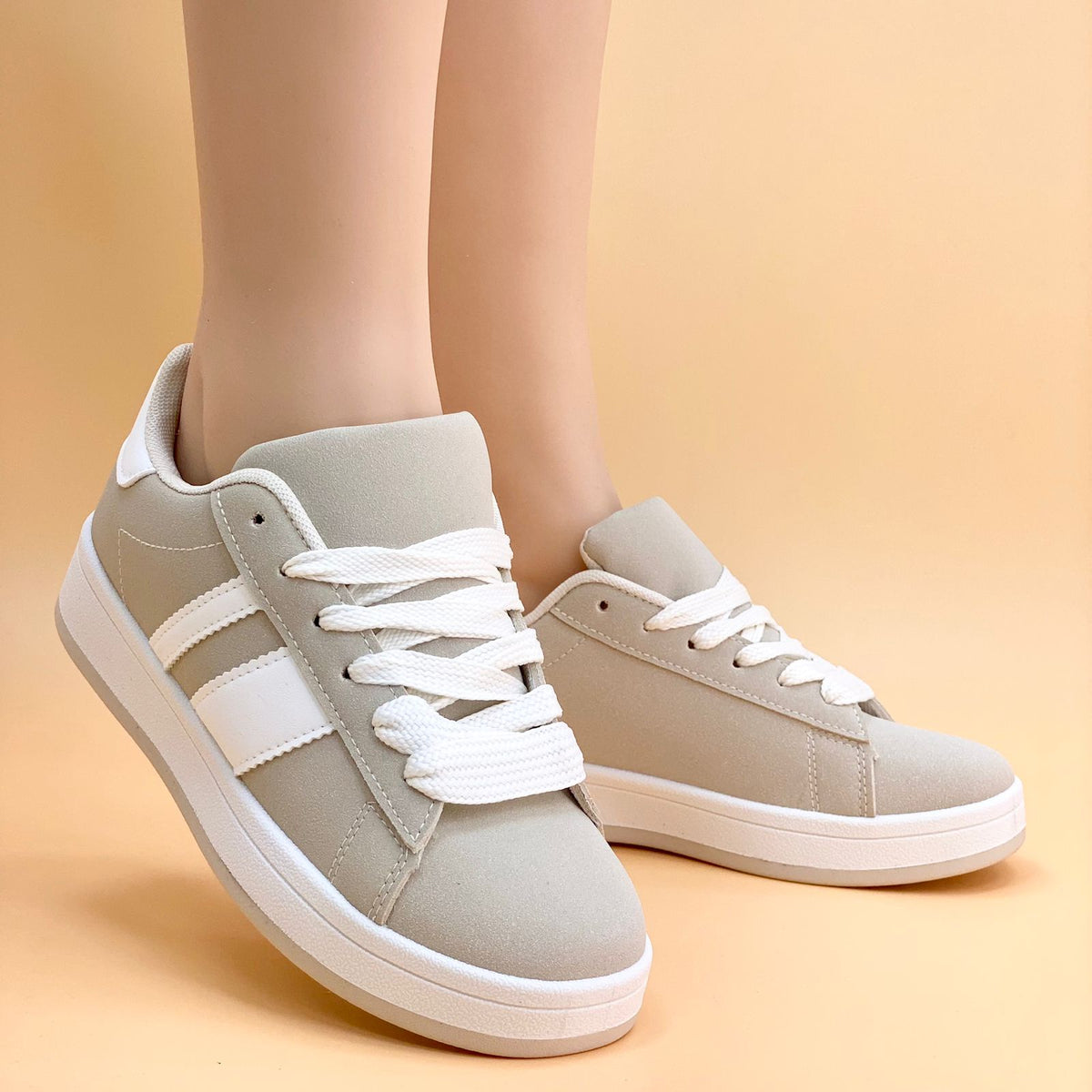 NEW , WOMEN SHOES W756