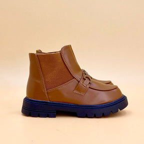 NEW , KIDS BOOTS KW4