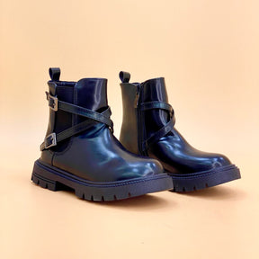 NEW , KIDS BOOTS KW5