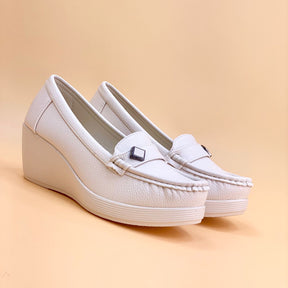 NEW , WOMEN SHOES W832