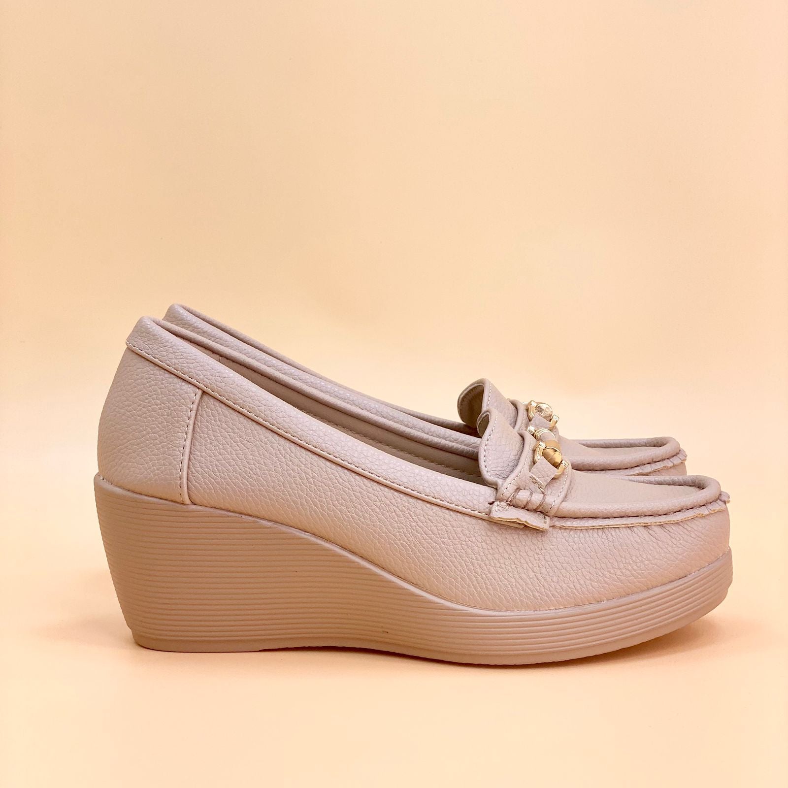 NEW , WOMEN SHOES W833