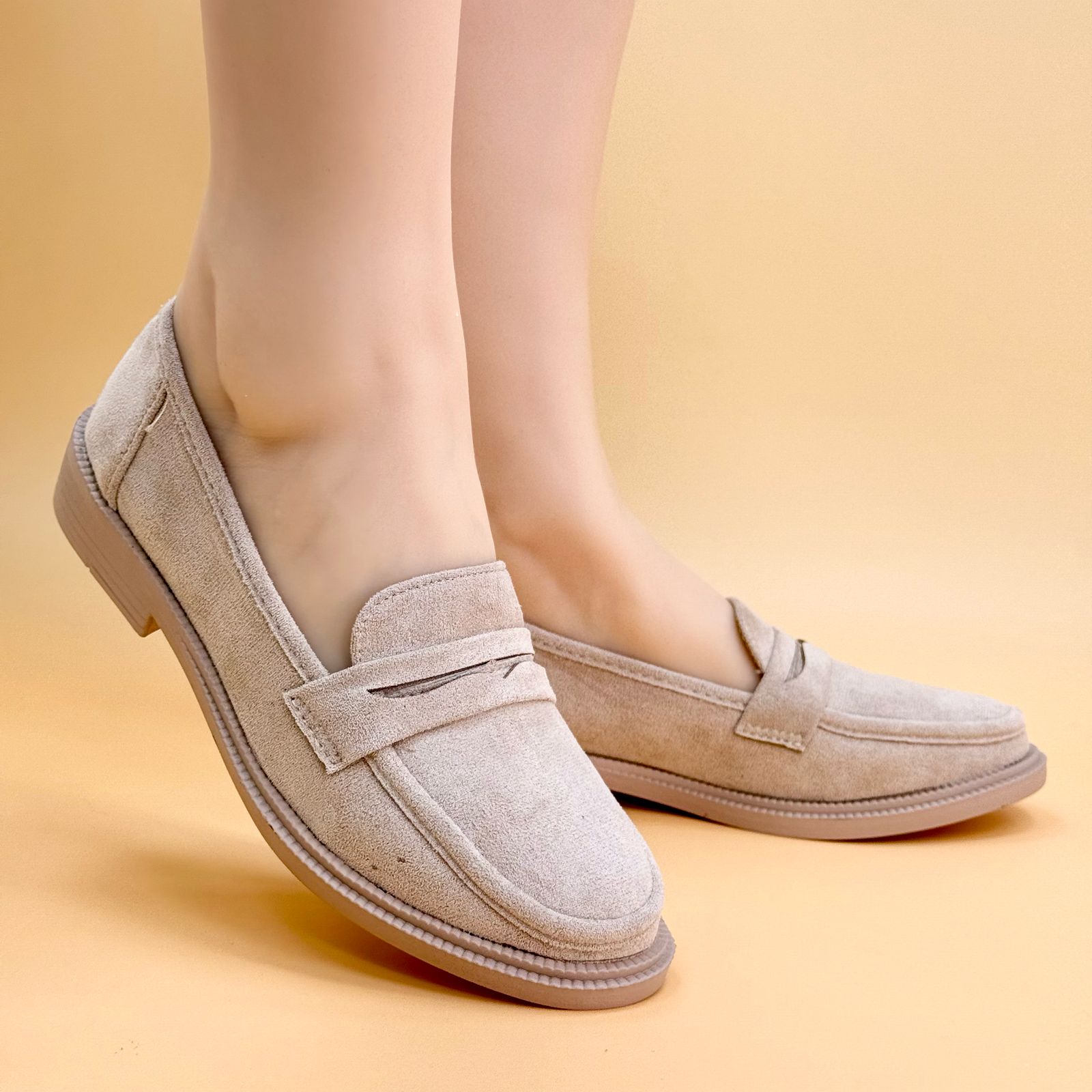 NEW , WOMEN SHOES W835